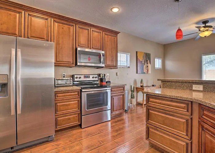 W/ Outdoor Seating, 2 Mi To Golf! Maricopa